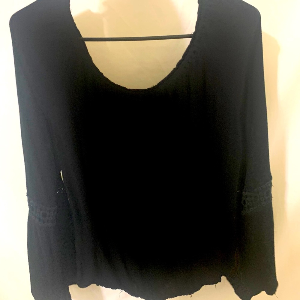 Off shoulder shirt